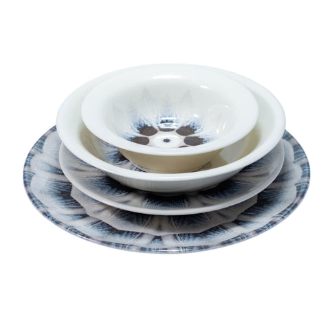 SERVICE 24 PCS FOND BLANC NOIR GRIS L'Atelier de Dadi - vaisselle de luxe - Dakar - Senegal